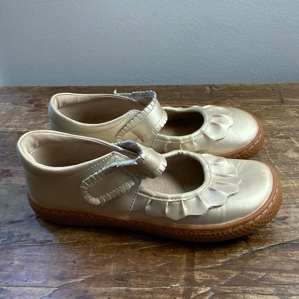 LIVIE & LUCA GOLD MARY JANES size 2